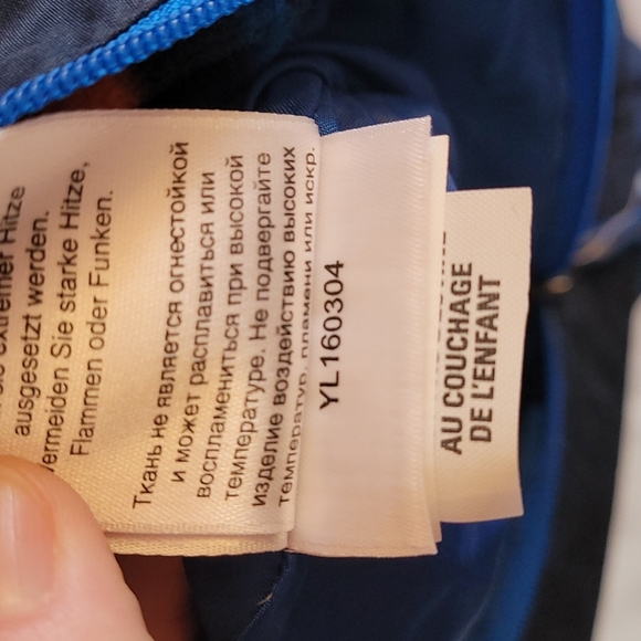 COLUMBIA boys bunting - Picture 5 of 6